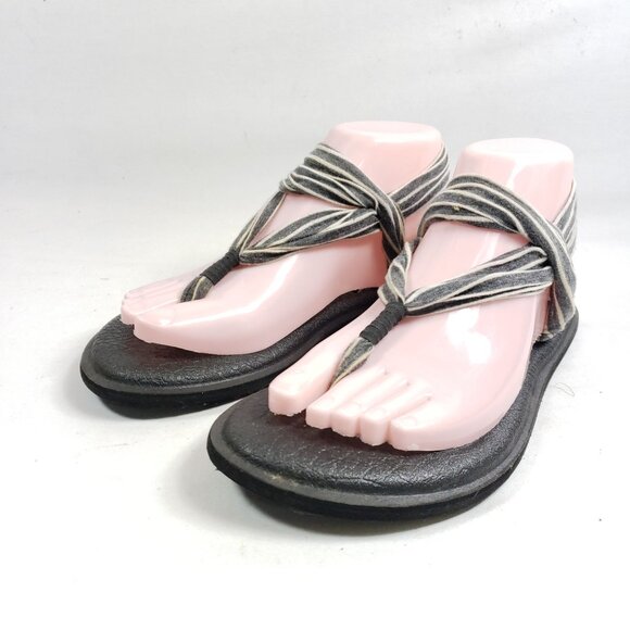 Sanuk Women's Size 7 Yoga Sling Sandals Gray Stripes - Picture 2 of 8